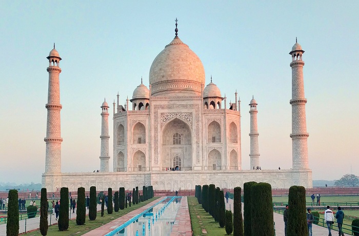 2 Days Mumbai Agra Tour Package
